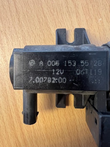 Mercedes-Benz W169 Druckwandler Ventil Magnetventil AGR Ventil 0051535528 180CDI