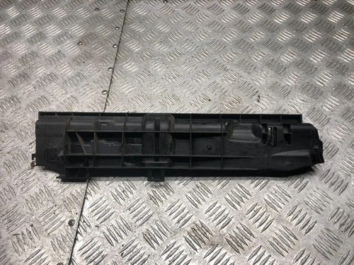 BMW 1 E81 Kühlerhalter 17107524912 2.00 Diesel 2007 33821326