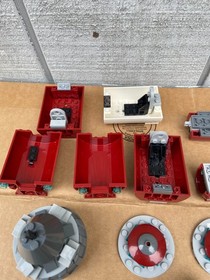 LEGO Star Wars: Jedi Defender-Class Cruiser (75025) Parts Pieces