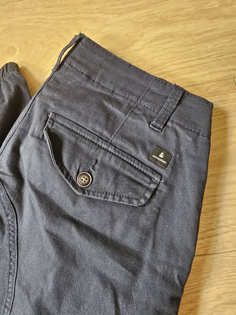 Buy Jack & Jones Black Regular Fit Cargo Jeans for Men Online @ Tata CLiQ