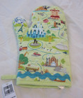NWT Walt Disney World Parks Icons Attractions Oven Potholder Mitt — photo 3
