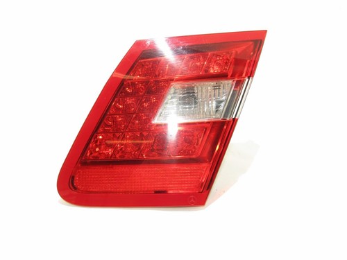 MERCEDES BENZ E W212 TAILGATE BOOT LID LIGHT R. Rückleuchte Rechts a2128200864