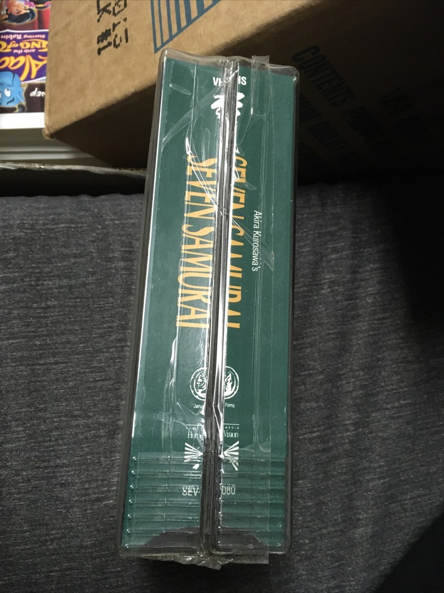 VHS 映画7本セット 81OlJwKLb0L._AC_SY200_QL15_.jpg