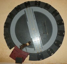 Hornby OO Gauge R410 Electric Operated Turntable Set