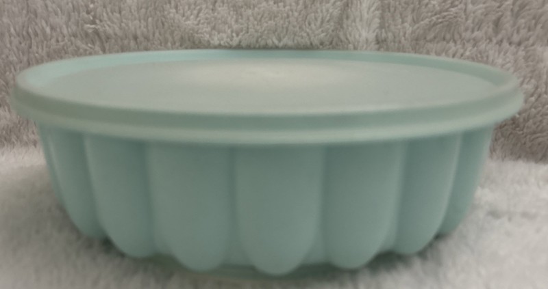 Vintage Tupperware Jello-Mold Ice Ring Baby Blue 3-Piece Set