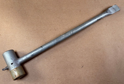 NICE - Early Snap-on WWT12 B Wheel Weight Tool USA With Patent Pending