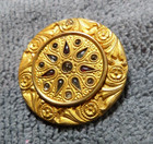 Vintage Antique Victorian Metal & Celluloid Button Fancy Design — photo 3
