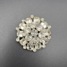 Vtg ALBERT WEISS Clear Rhinestone 2” Brooch Pin Elegant Classic Prong Set Layers