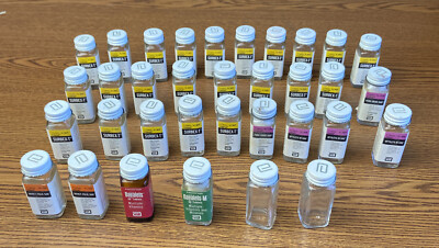 VTG Lot Of 34 Abbott Labs Vitamin Tablet EMPTY Glass Capsules Filmtab
