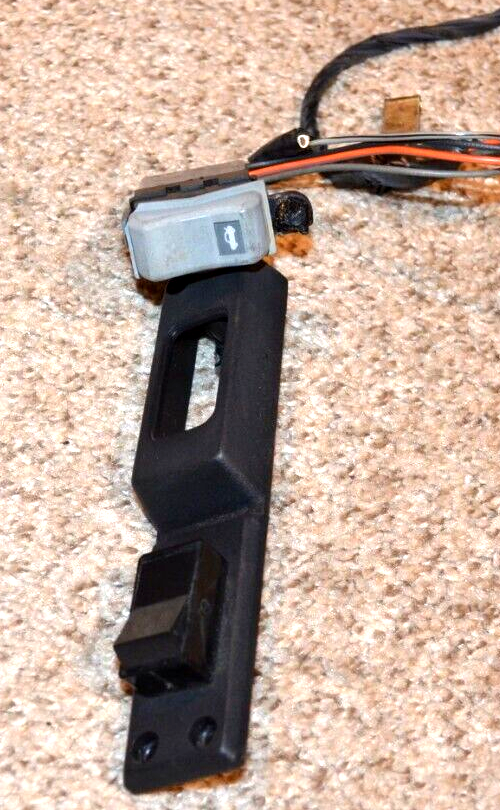 1986 1987 1988 PONTIAC FIERO POWER TRUNK SWITCH LID DECK BEZEL HARNESSES PARTS eBay