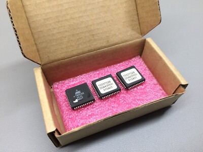 Lot of 2 ATMEL AT89C55-24JC 8Bit Micro Controller 44pin PLCC