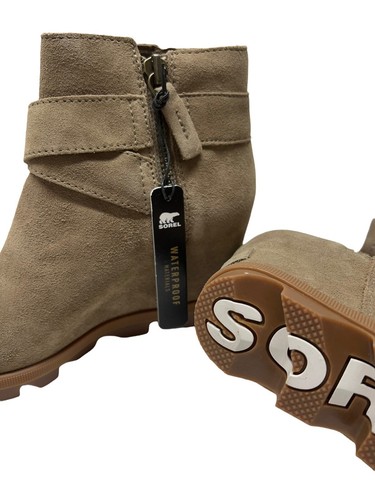 Sorel Women's Joan of Arctic Wedge II Buckle Boot - Light Rain - Waterproof - Picture 7 of 10
