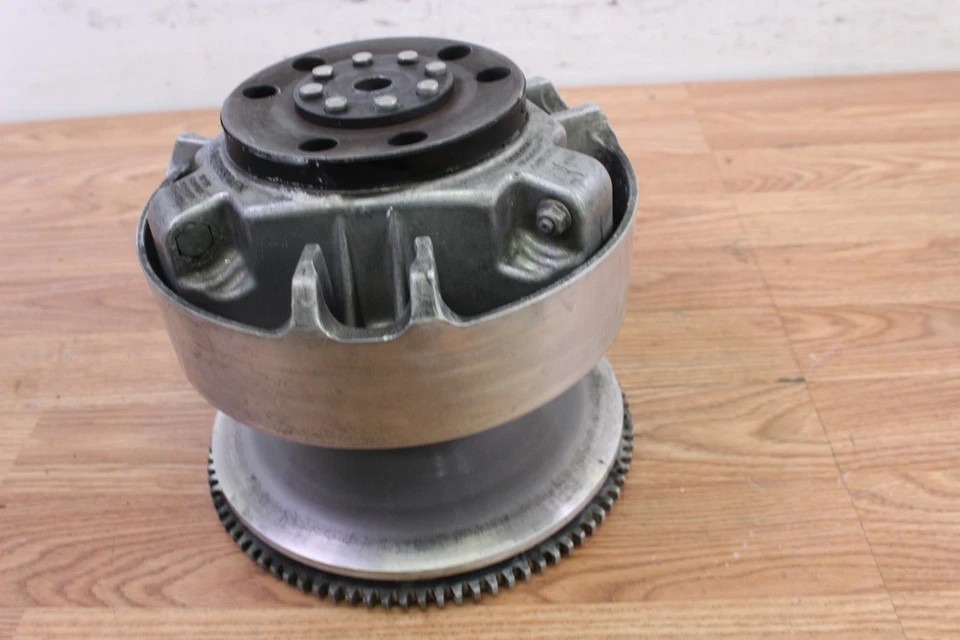 SKI-DOO Summit 800 X 800R 2008 embrague de transmisión primaria - engranaje de anillo defectuoso Foto 4 de 4