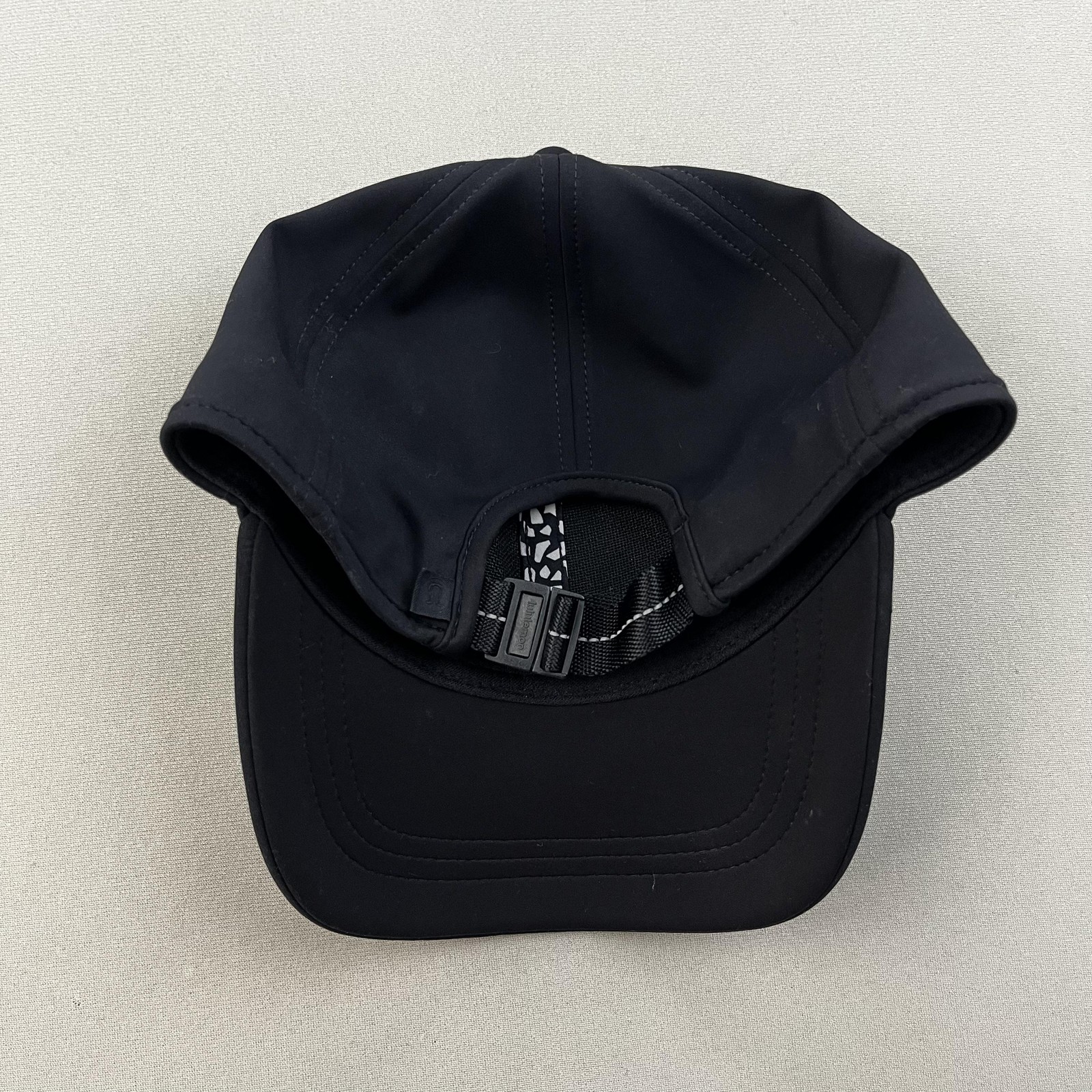 Lululemon Hat Cap Strapback Black Lightweight Spo… - image 4