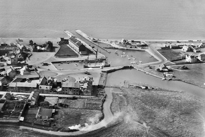 Bridport Harbour West Bay 1930 England OLD PHOTO 4