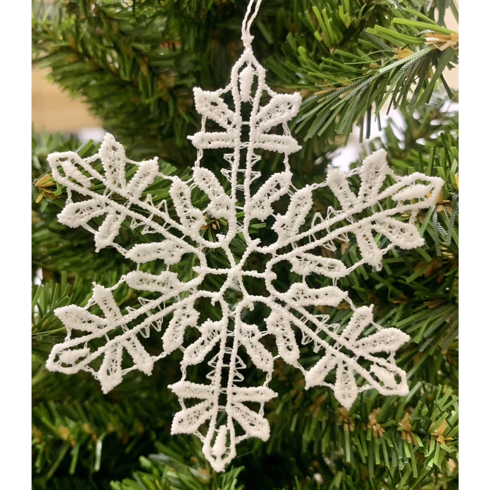 Pinnacle Peak Trading Snowflake Snowstars Christmas Tree German Lace Ornament Hangers - Thumbnail 3