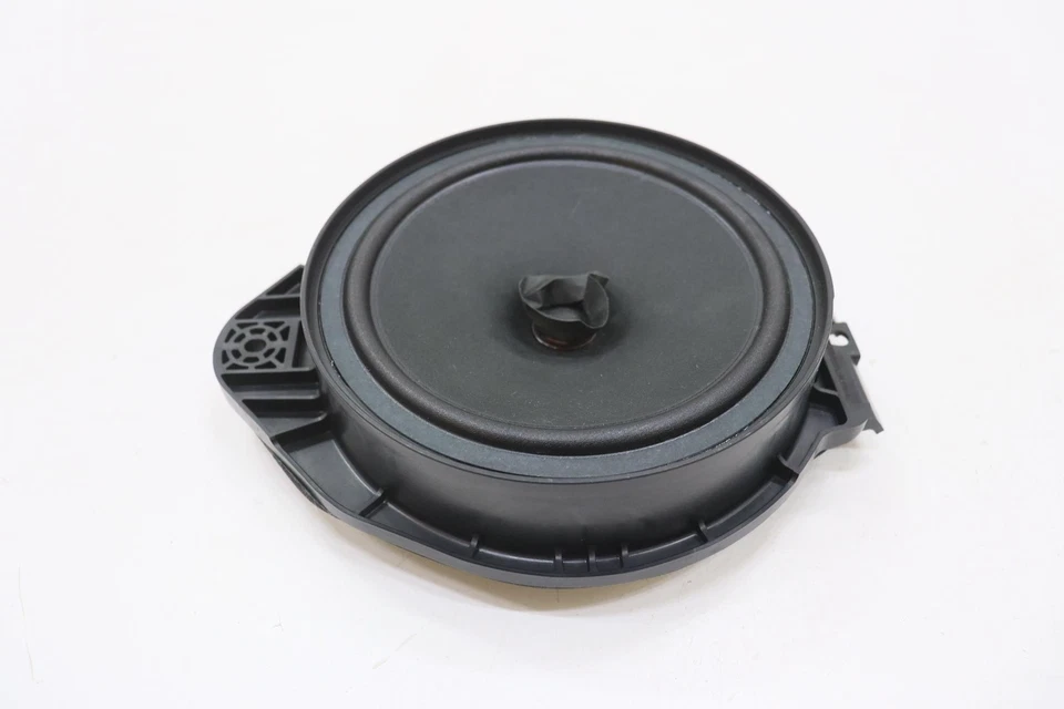 2020 - 2024 CHEVROLET SILVERADO 2500HD ALTO-FALANTE PORTA TRASEIRA ESQUERDA FABRICANTE DE EQUIPAMENTO ORIGINAL 84664540 - Imagem 3 de 4