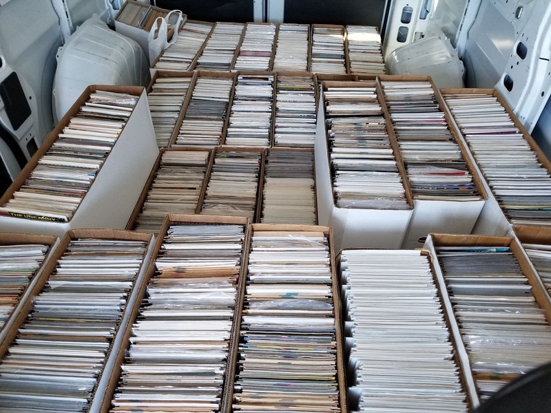 50 Comic Book HUGE lot - All DIFFERENT - DC & MARVEL Comics - FREE Shipping!