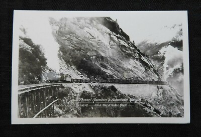 c.1910 RPPC WHITE PASS & YUKON ROUTE EISENBAHNTUNNEL BERG SÄGEZAHN POSTKARTE
