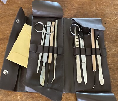 Carolina Biological Supply Co -  Biology Dissection Kit