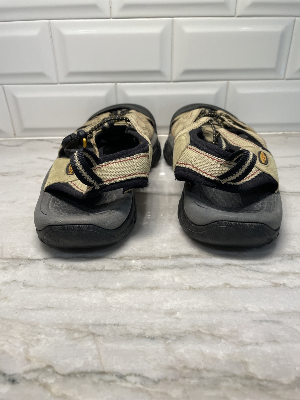 Scarpe da donna Keen Newport taglia 8 5 impermeabili marroni trail escursionismo sandali sportivi