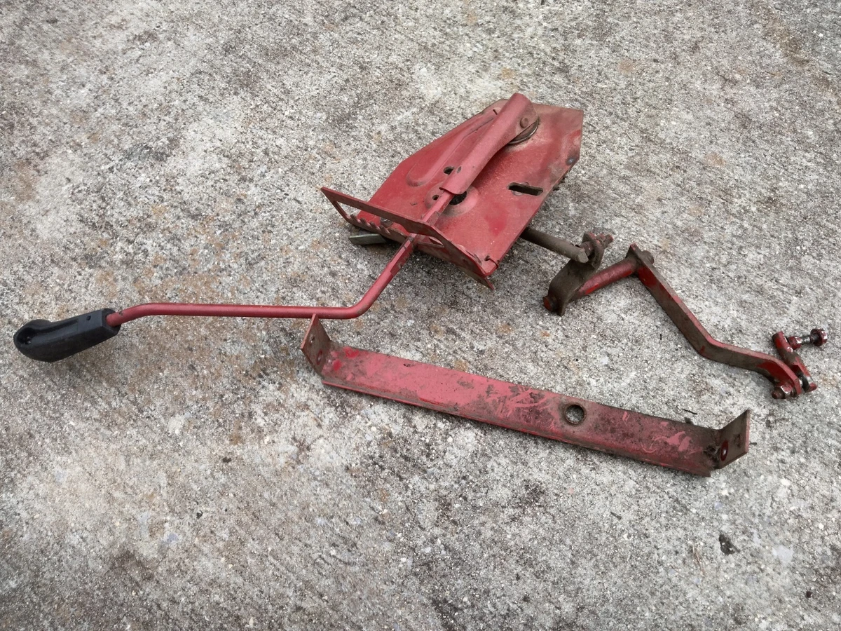 Riding lawn sale mower shifter linkage