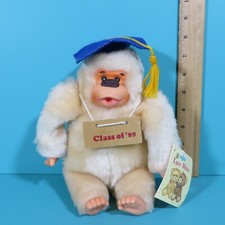 Vintage Russ Gorilla Monkey Gonga Class Of 1989 Graduation Thumb Sucking Plush