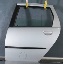 Porte arrière et accessoires Fiat 130