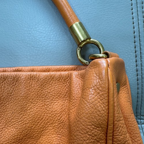 Bolso Cartera Marc by Marc Jacobs Hobo Naranja Cuero Tono Dorado Herrajes - Imagen 2 de 7