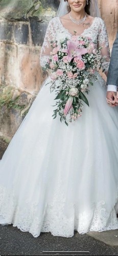 Ronald Joyce Women's Wedding Dress Size 8 - Picture 2 of 6