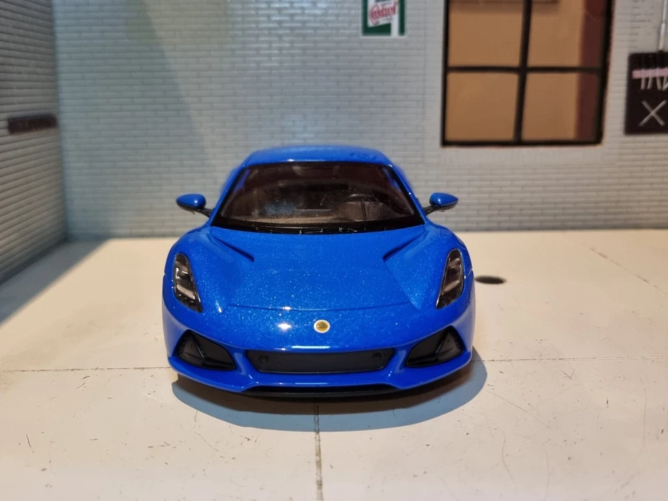 Lotus Emira Blue 2022 Welly Detailed Diecast 1:24 Scale Model Car New BNIB 24115 - Image 2 of 4