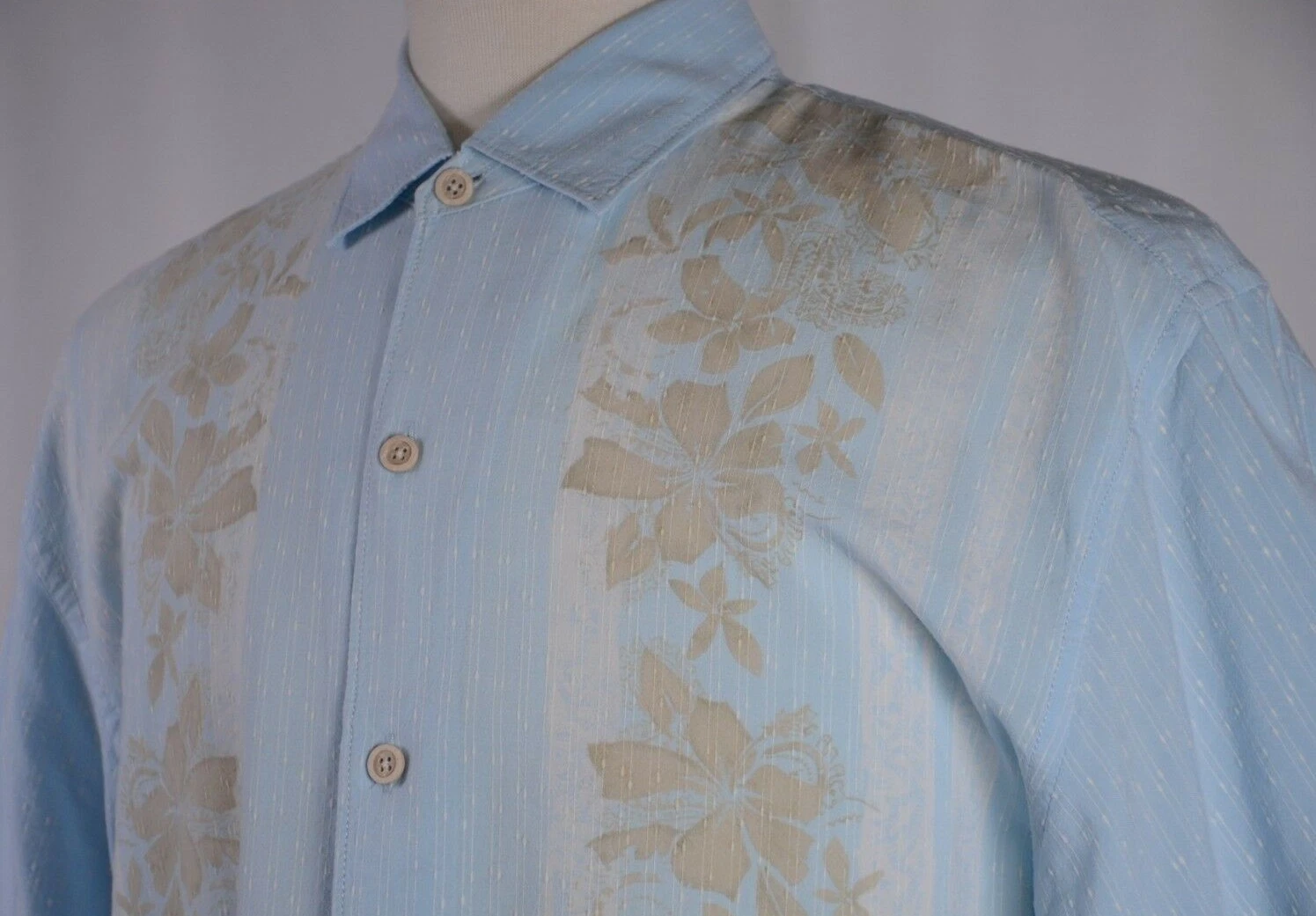 Tommy Bahama Men's Shirt Sz XL Tencel Short Sleeve Casual Colorful Vacation Fun