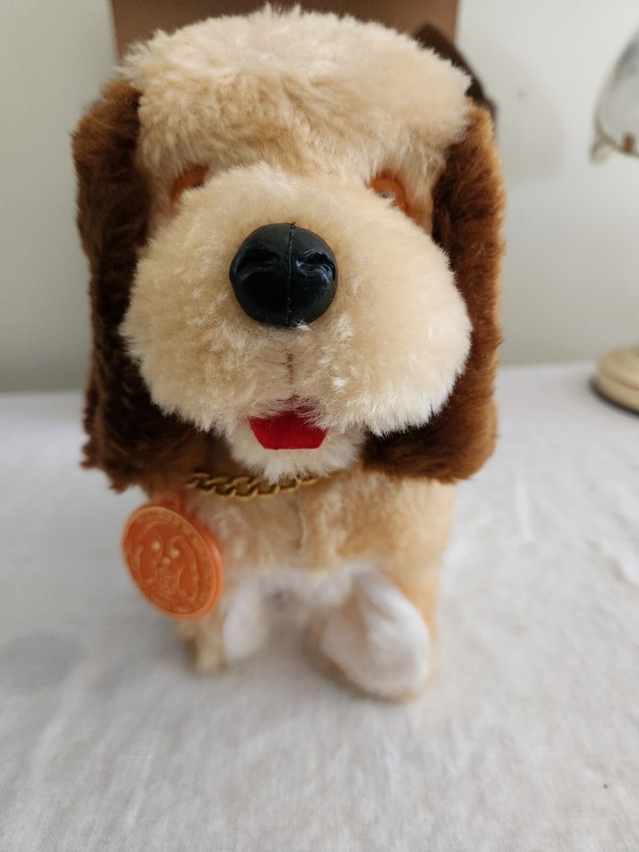 Vintage Hopping Spaniel Battery Operated Sound Control Puppy w/original