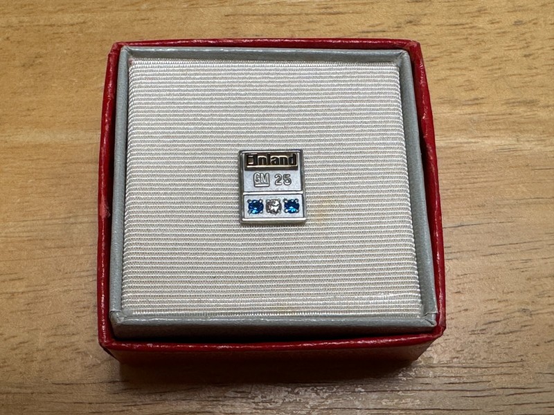 General Motors/Inland 10K Gold 25 Year Tie Tac Service Award
