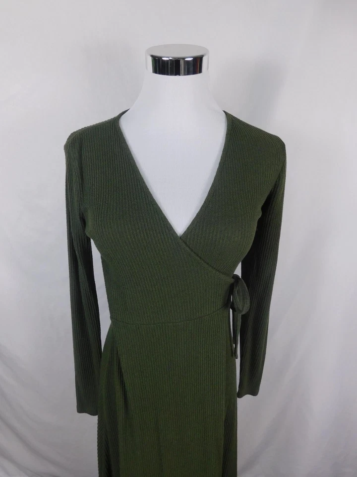 Vestido Old Navy Para Mujer XS Verde Oliva Acanalado Tejido Envolvente Corbata Cintura Manga Larga Foto 2 de 4