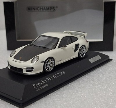 Porsche 911 (997.II) GT2 RS 2010 White/ Carbon 1:43 Minichamps