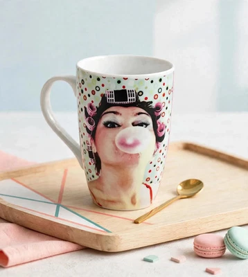 American Atelier mug céramique rétro blanc à pois et femme bigoudis - Photo 1/4