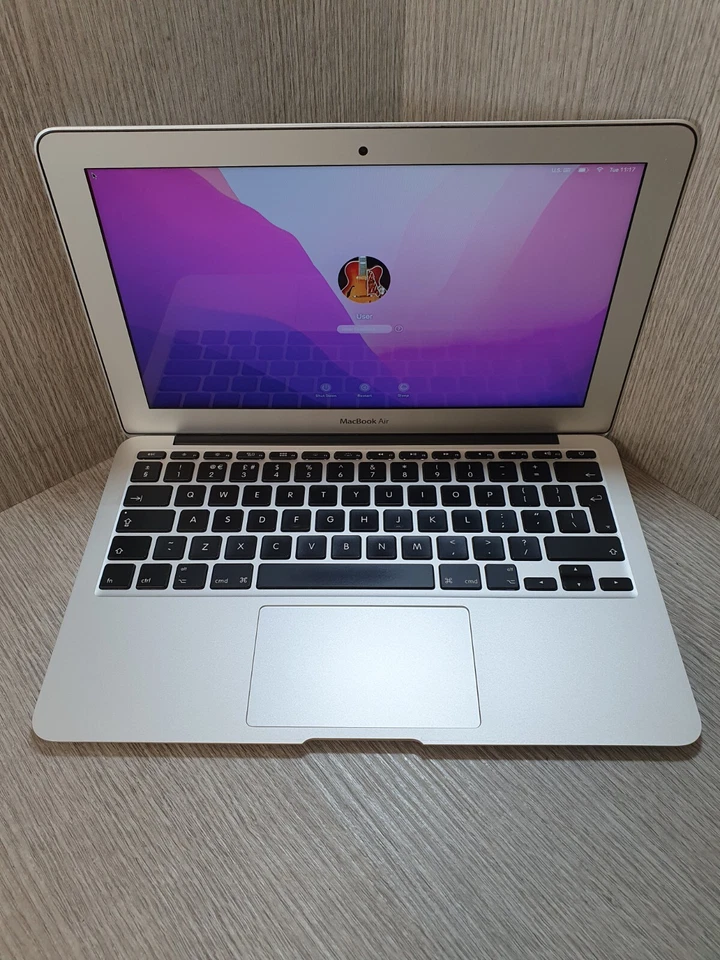 Apple MacBook Air 11" 2015 · i5 · 4GB · 256GB, photo 1 of 5