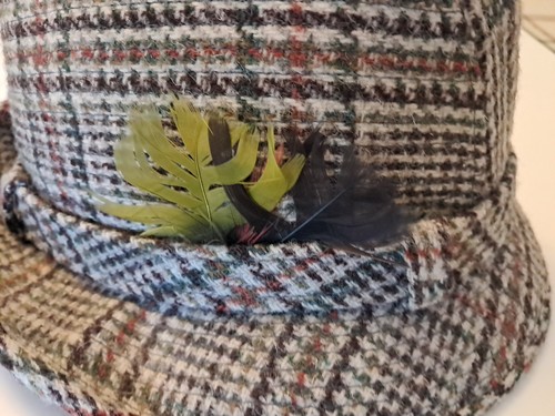 Dobbs Hand Woven Hat Size 7 Harris Tweed Scottish Men's Vintage Plaid Feather - Picture 4 of 13