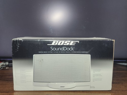 Bose Sound Dock Digital Music System White New - Picture 3 of 12