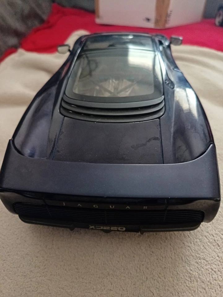 RARE - 1:12 ème MAISTO - VOITURE MINIATURE JAGUAR XJ220 - DARK BLUE *** TTBE *** - Photo 4/4