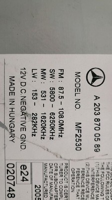 A2038704589 AUDIOSYSTEM / RADIO-CD / 580524 FÜR MERCEDES C 240