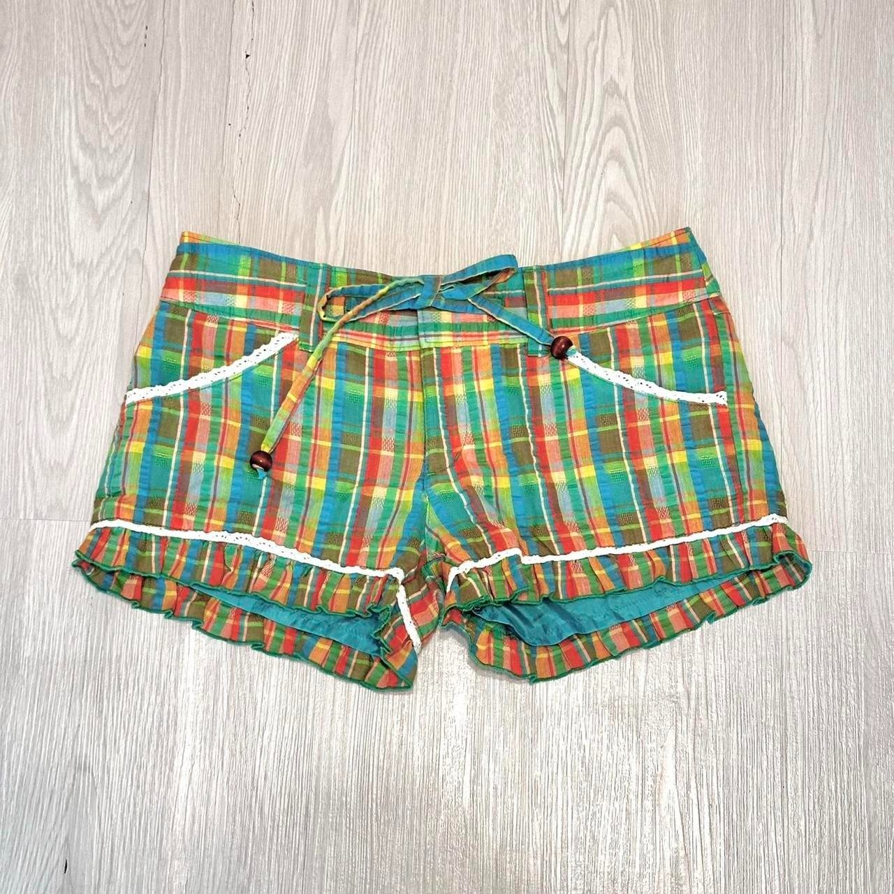 UNIQUE CHECK PATTERNED SHORTS - image 1