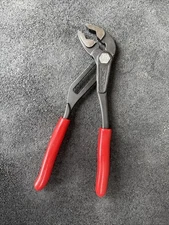 For SNAP ON Tools NEW ADJUSTABLE FINE TOOTH Soft Grip Water Pump Pliers AWPBX10