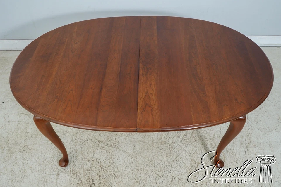 Mesa de jantar oval cereja maciça L61529EC: STICKLEY - Imagem 3 de 4