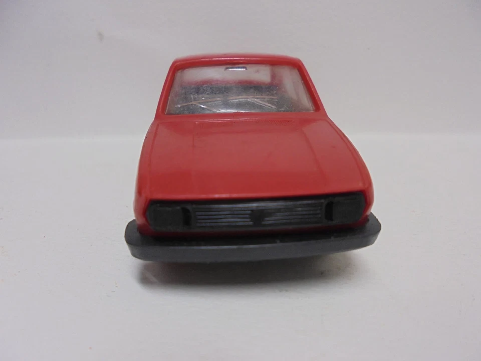 Miniauto KDN Kaden 1/43 plastica Skoda 120 LS Cecoslovacchia Praga - Immagine 2 di 4