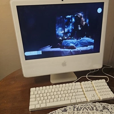 Apple iMac Intel Core 2 Duo 2 GB RAM Apple Desktops & All-In-One
