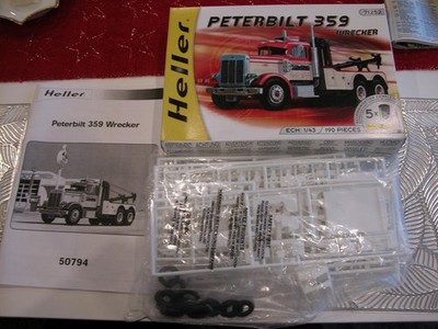 Heller 71252  Peterbilt 559  Wrecker