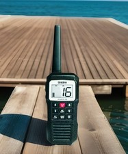 UNIDEN-ATLANTIS155 COMPACT FLOATING 3/1 WATT VHF MARINE HANDHELD RADIO