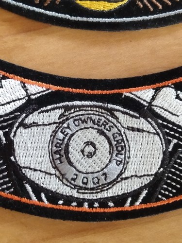 Lot 2 Harley Davidson 25 Years 1983-2008 and 2007 HOG Rockers Patch Vest Jacket - Picture 3 of 4